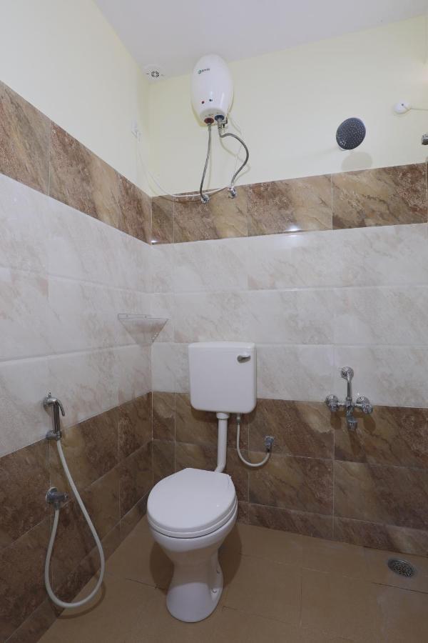 Green Tree Hotel-Near Vfs Global And Ramee Mall Chennai Extérieur photo