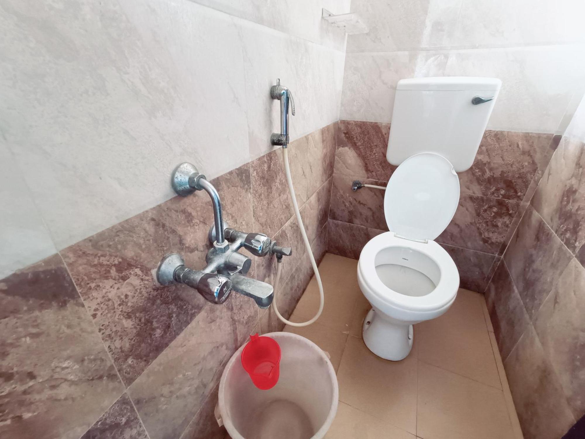 Green Tree Hotel-Near Vfs Global And Ramee Mall Chennai Extérieur photo
