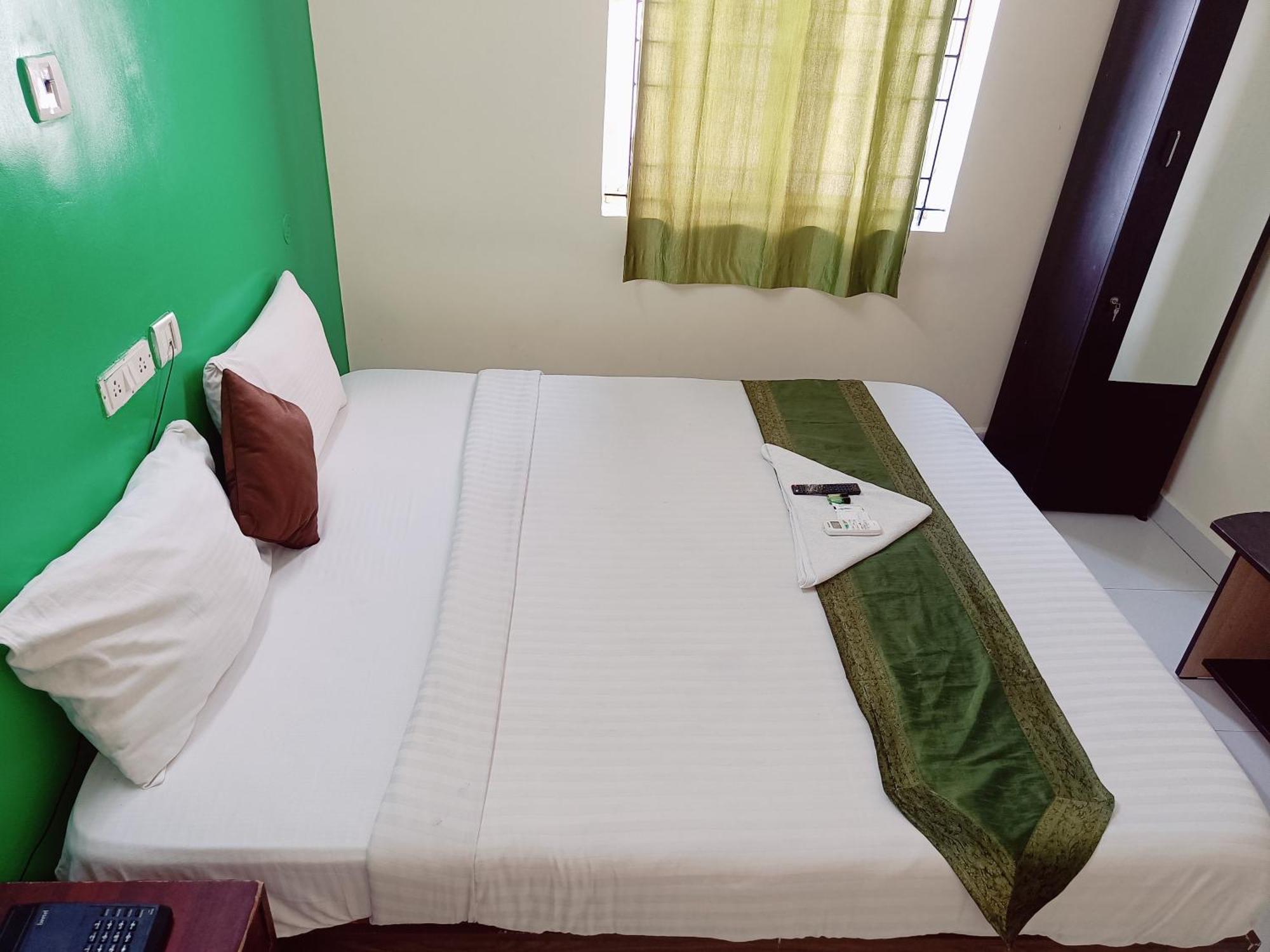 Green Tree Hotel-Near Vfs Global And Ramee Mall Chennai Extérieur photo