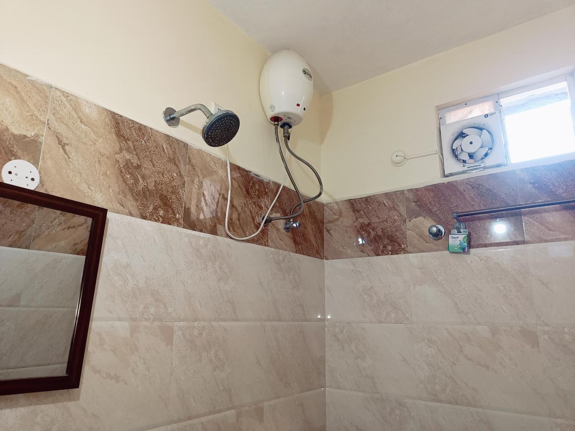 Green Tree Hotel-Near Vfs Global And Ramee Mall Chennai Extérieur photo